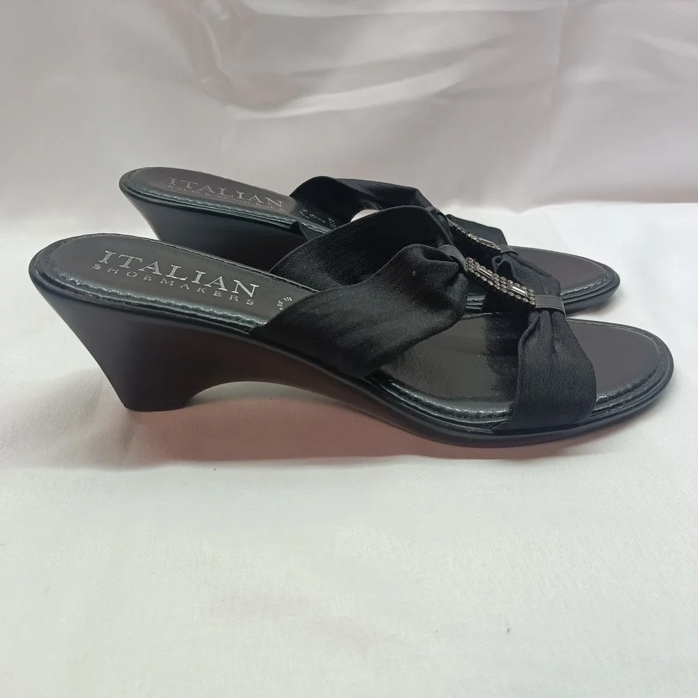 Italian Shoemakers Womens Black Rhinestone Wedge Sandals Made in Italy Size 8